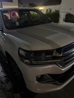 تويوتا لاندكروزر